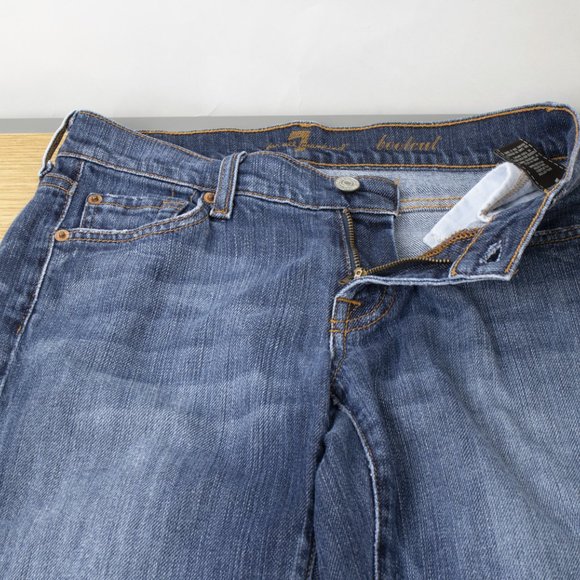 7 For All Mankind Bootcut 26 X 32 Women's Denim Jeans Medium Wash Zip Fly USA - Picture 5 of 8